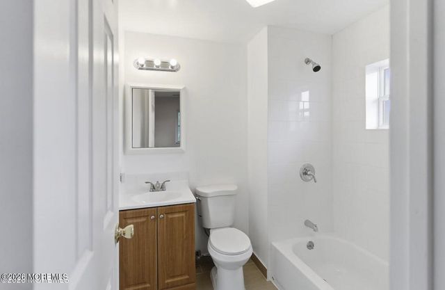 40 Twilight Avenue Unit 1, Keansburg, NJ 07734