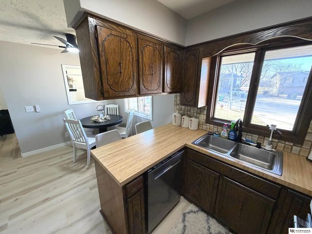 7421 S 53rd Street, Omaha, NE 68157