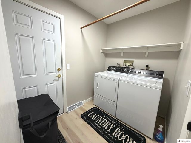 7421 S 53rd Street, Omaha, NE 68157