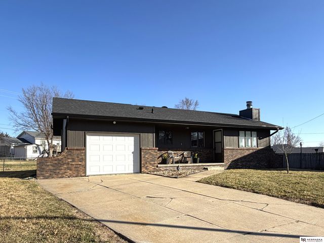 7421 S 53rd Street, Omaha, NE 68157