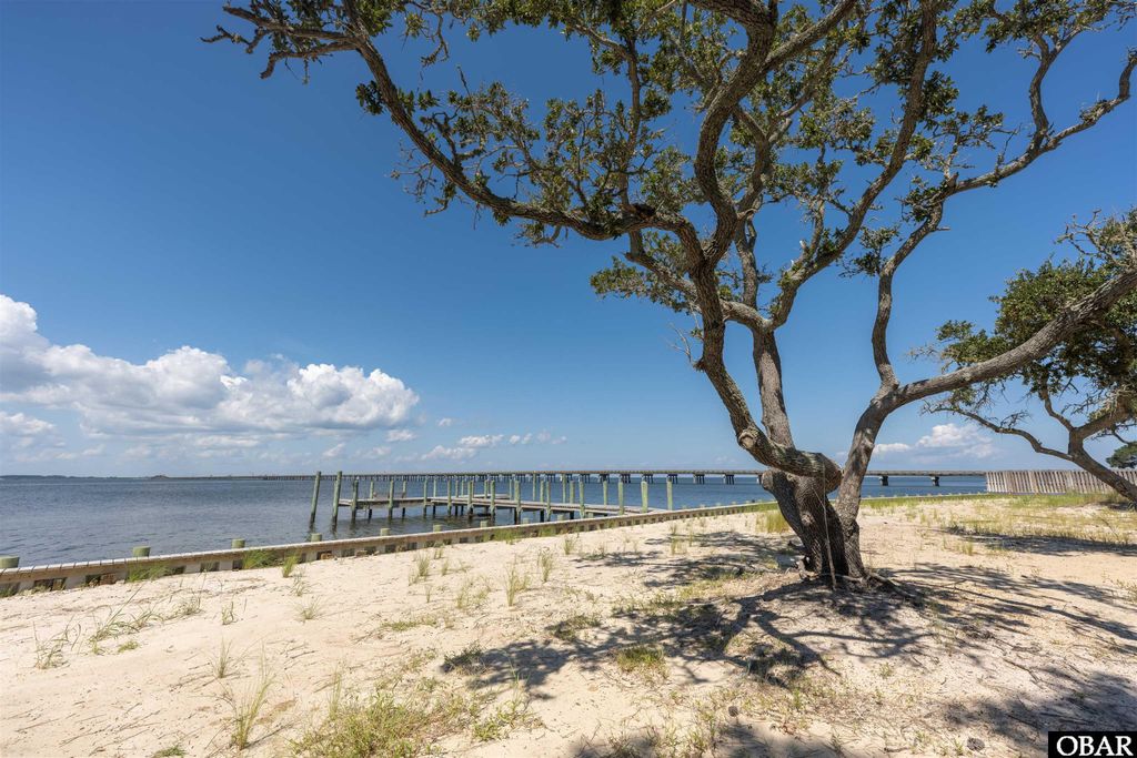 Image 47 of property listing at 141 Tuscarora Ct, Manteo, NC 27954