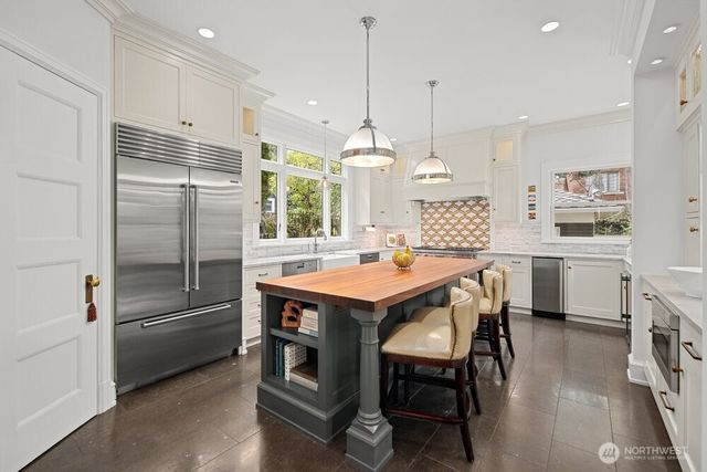 1251 21st Avenue E, Seattle, WA 98112