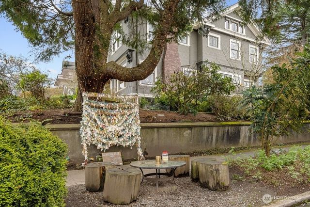 1251 21st Avenue E, Seattle, WA 98112