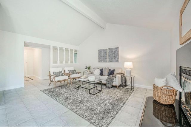 1653 E Cole Avenue, Fresno, CA 93720