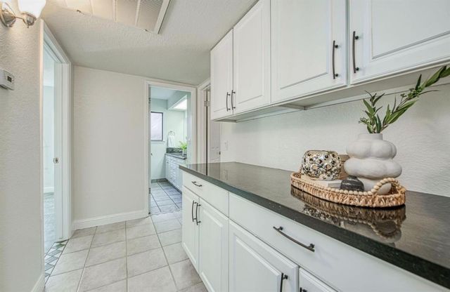 1653 E Cole Avenue, Fresno, CA 93720