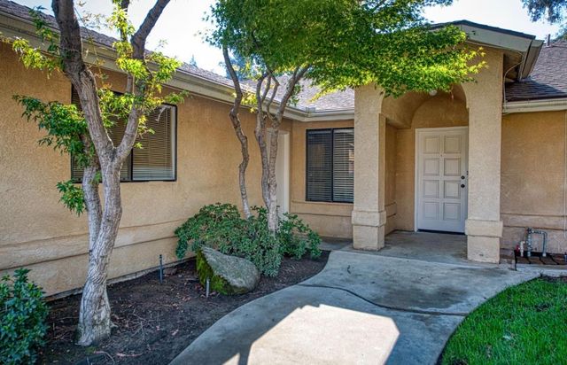 1653 E Cole Avenue, Fresno, CA 93720