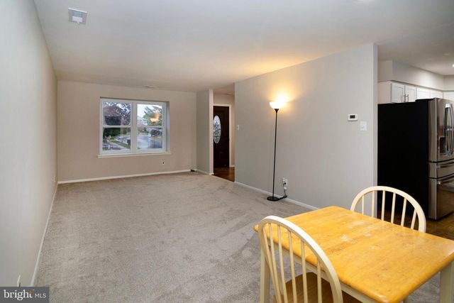 31 BRAMBLING LN, Voorhees, NJ 08043