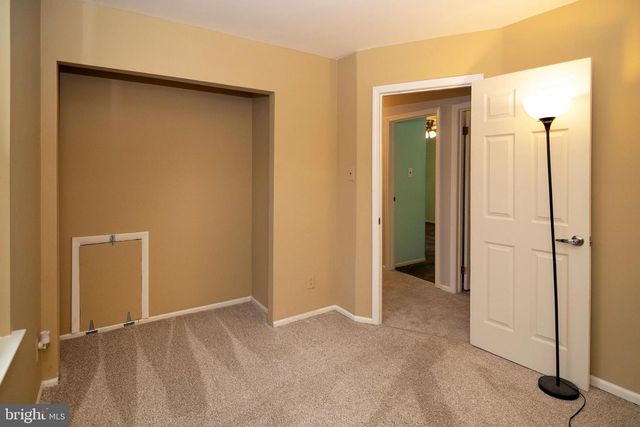31 BRAMBLING LN, Voorhees, NJ 08043