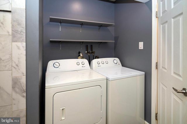 31 BRAMBLING LN, Voorhees, NJ 08043