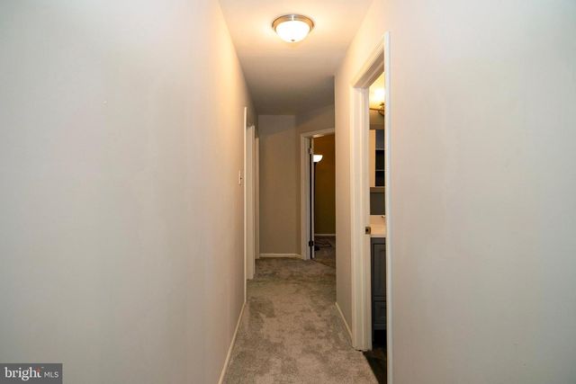 31 BRAMBLING LN, Voorhees, NJ 08043