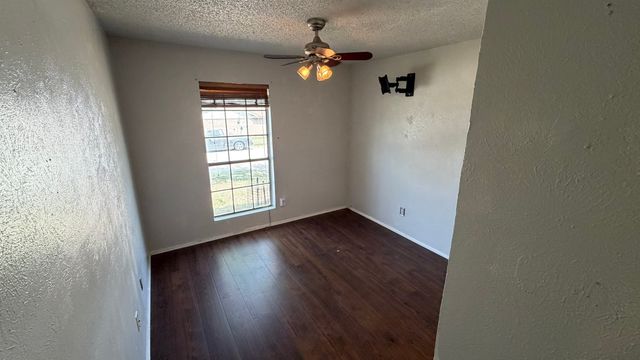812 Reveille Road, Fort Worth, TX 76108