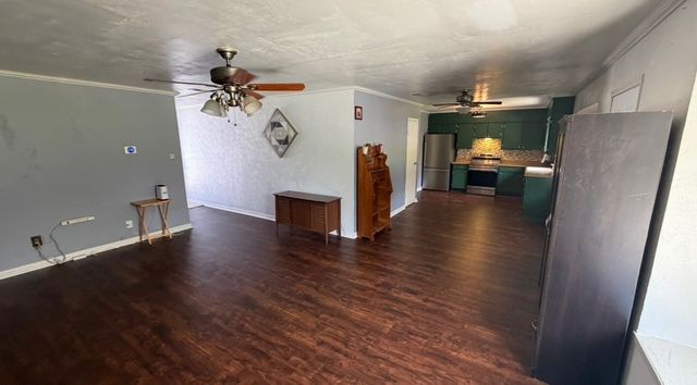 812 Reveille Road, Fort Worth, TX 76108