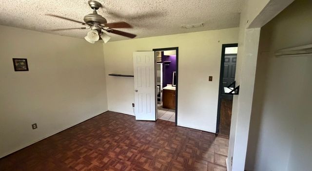 812 Reveille Road, Fort Worth, TX 76108