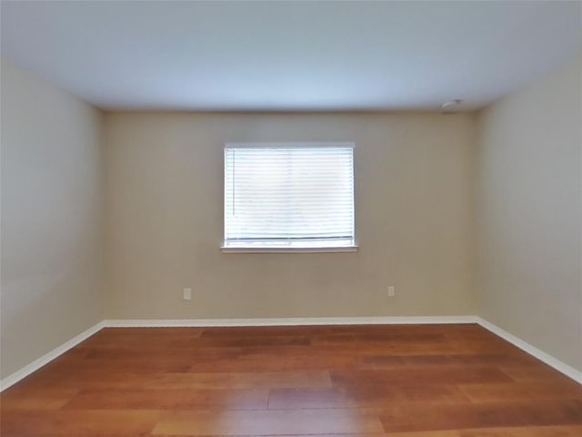 7719 Trophy Place Drive, Humble, TX 77346