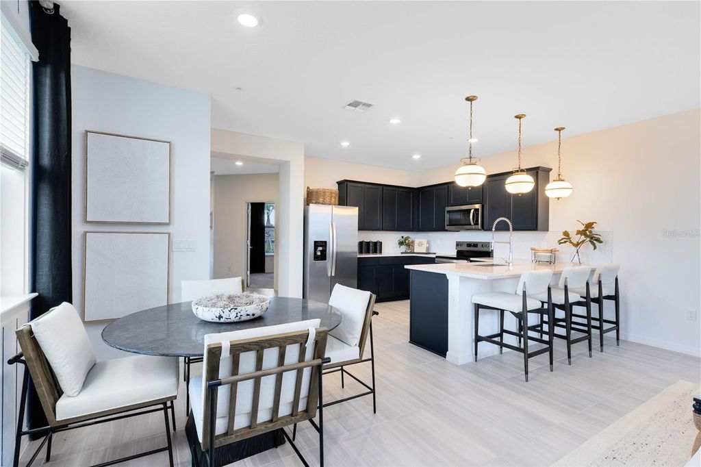 Image 9 of property listing at 10106 HADLEY STREET, Orlando, FL 32829