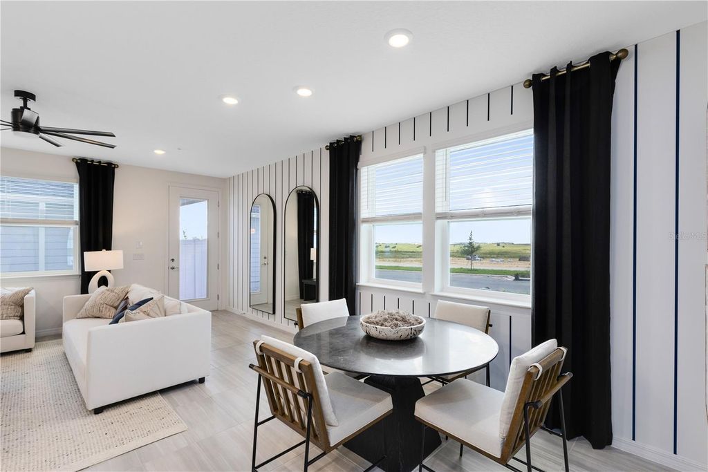 Image 10 of property listing at 10106 HADLEY STREET, Orlando, FL 32829