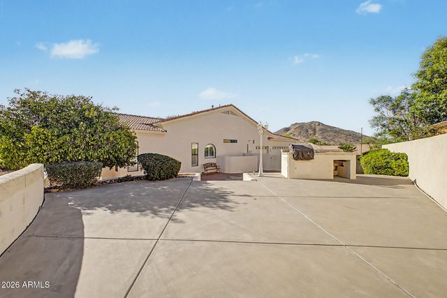 5949 W PINNACLE HILL Drive, Glendale, AZ 85310