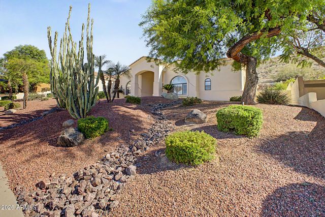 5949 W PINNACLE HILL Drive, Glendale, AZ 85310