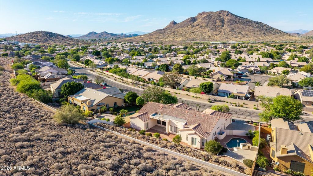5949 W PINNACLE HILL Drive, Glendale, AZ 85310 — photo 2