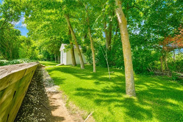 75 County Clare Crescent, Perinton, NY 14450
