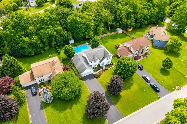 75 County Clare Crescent, Perinton, NY 14450