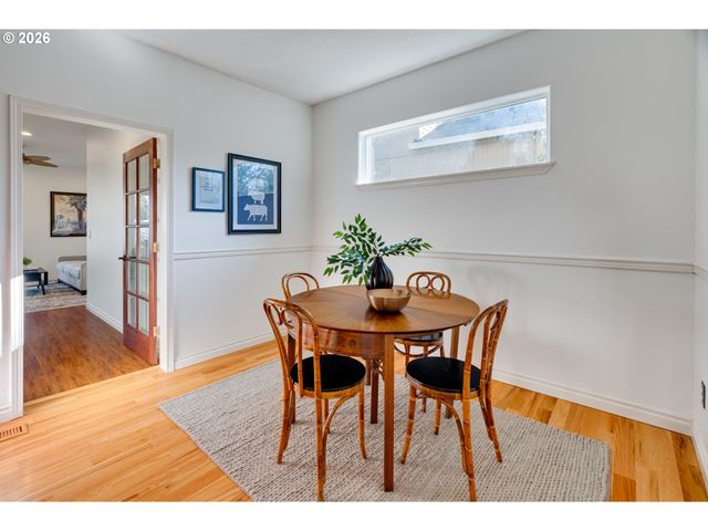 7301 Ne SHALEEN St, Hillsboro, OR 97124