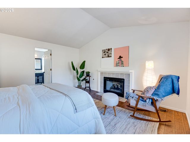 7301 Ne SHALEEN St, Hillsboro, OR 97124