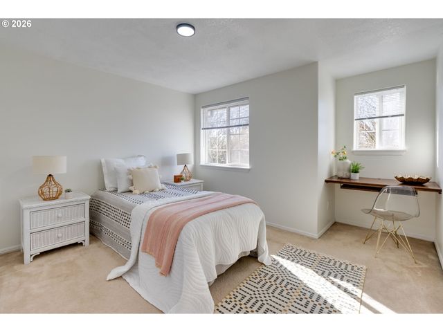 7301 Ne SHALEEN St, Hillsboro, OR 97124