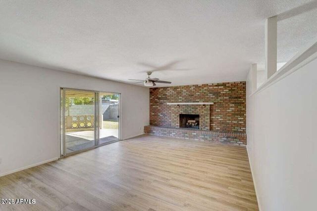 6310 W BERRIDGE Lane, Glendale, AZ 85301