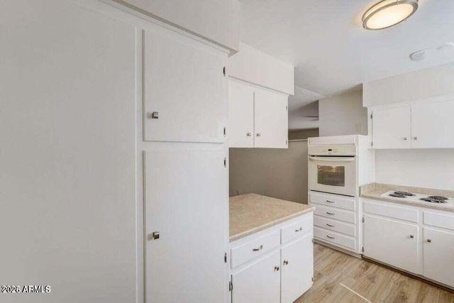 6310 W BERRIDGE Lane, Glendale, AZ 85301