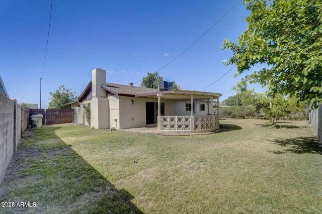 6310 W BERRIDGE Lane, Glendale, AZ 85301