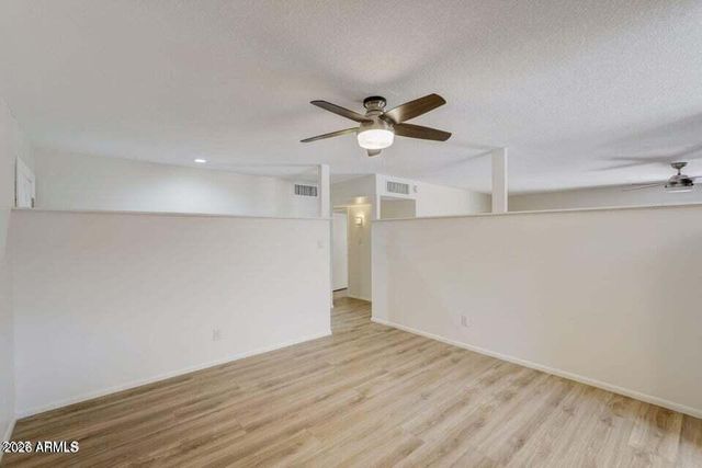 6310 W BERRIDGE Lane, Glendale, AZ 85301