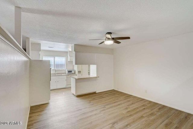 6310 W BERRIDGE Lane, Glendale, AZ 85301