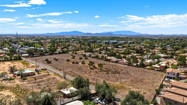0 Lopez Lane, Santa Fe, NM 87507