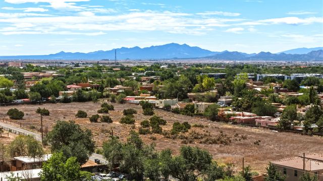 0 Lopez Lane, Santa Fe, NM 87507