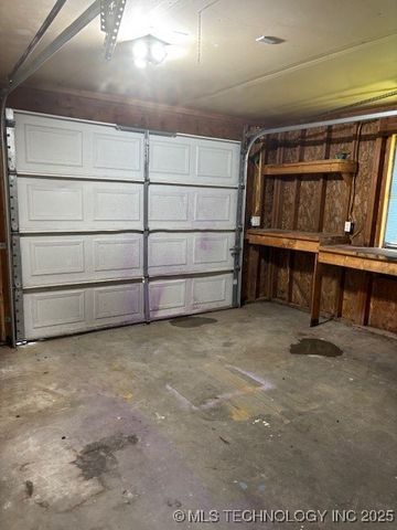 1210 W State Street N, Collinsville, OK 74021