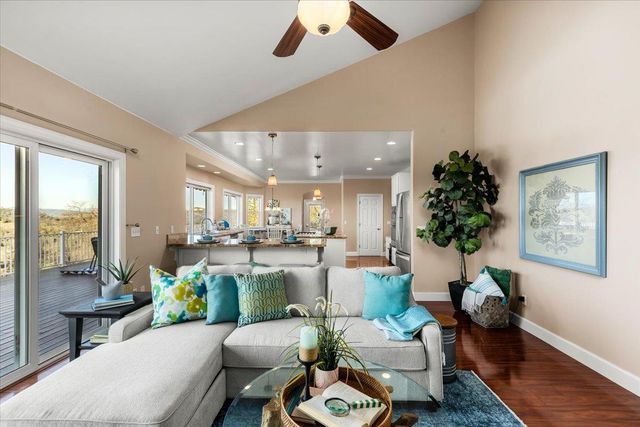 20254 Wildwood West Dr, Penn Valley, CA 95946