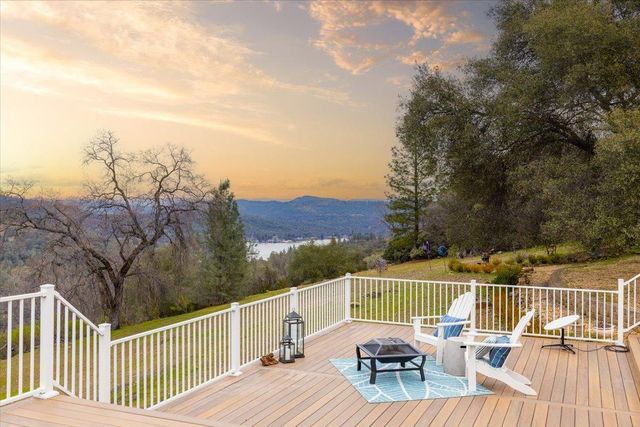 20254 Wildwood West Dr, Penn Valley, CA 95946