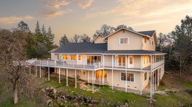 20254 Wildwood West Dr, Penn Valley, CA 95946