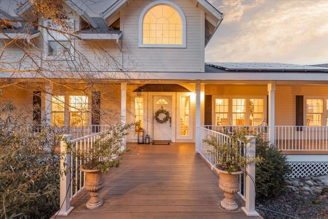 20254 Wildwood West Dr, Penn Valley, CA 95946