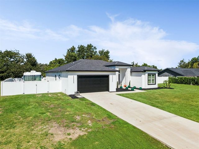 9056 S BAY DRIVE, Haines City, FL 33844