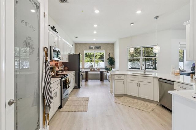 9056 S BAY DRIVE, Haines City, FL 33844