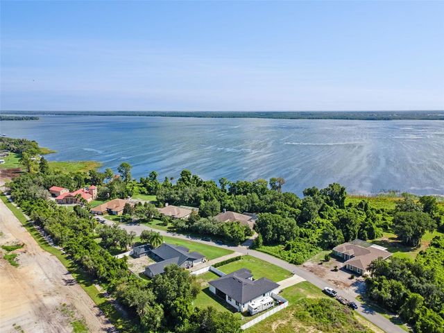 9056 S BAY DRIVE, Haines City, FL 33844