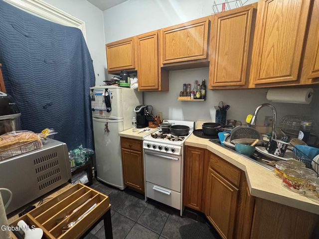 324 Hudson Avenue, Albany, NY 12210