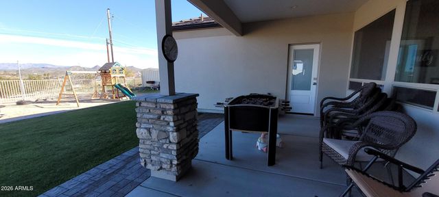 900 W HERMOSA Drive, Wickenburg, AZ 85390