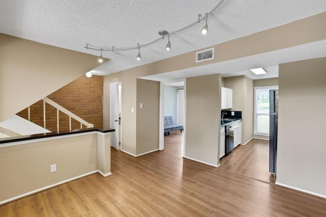 178 Villa Way, Coldspring, TX 77331