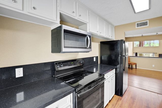 178 Villa Way, Coldspring, TX 77331