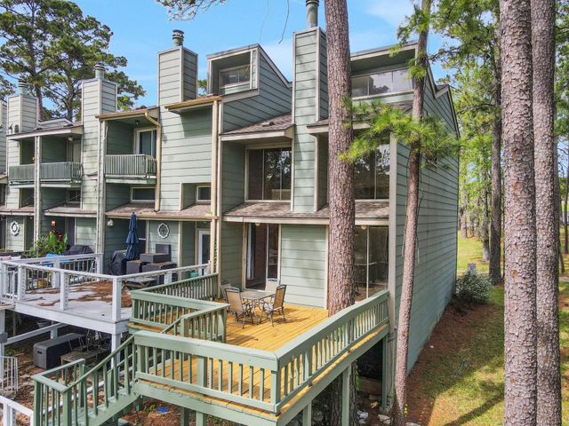 178 Villa Way, Coldspring, TX 77331