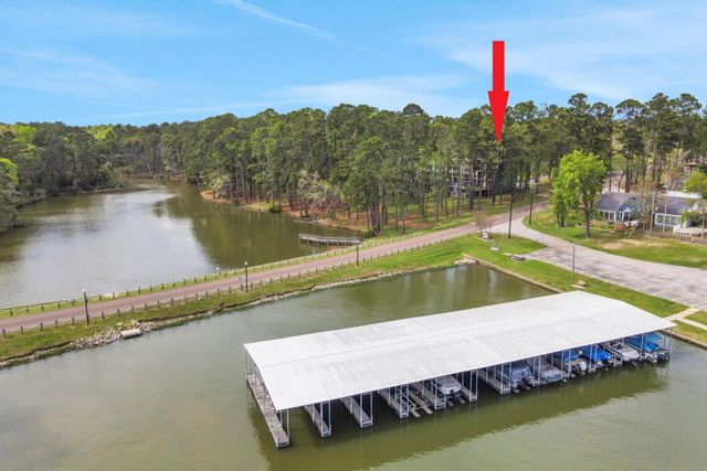 178 Villa Way, Coldspring, TX 77331