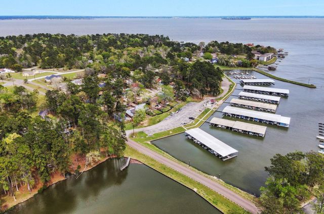 178 Villa Way, Coldspring, TX 77331